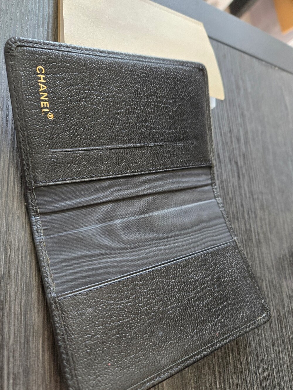 CHANEL Black Leather Card HOLDER/PHONE BOOK. - Picture 7 of 9